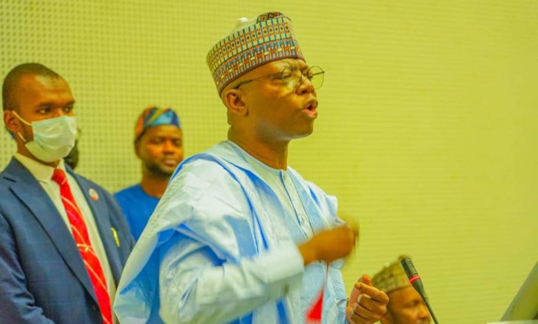 Nigerian lawmaker donates to Niger flood victims Nigerian lawmaker donates to Niger flood victims