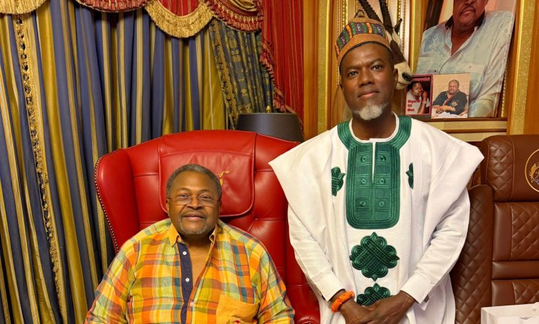 New photo of Mike Adenuga offers rare insight into his private life New photo of Mike Adenuga offers rare insight into his private life