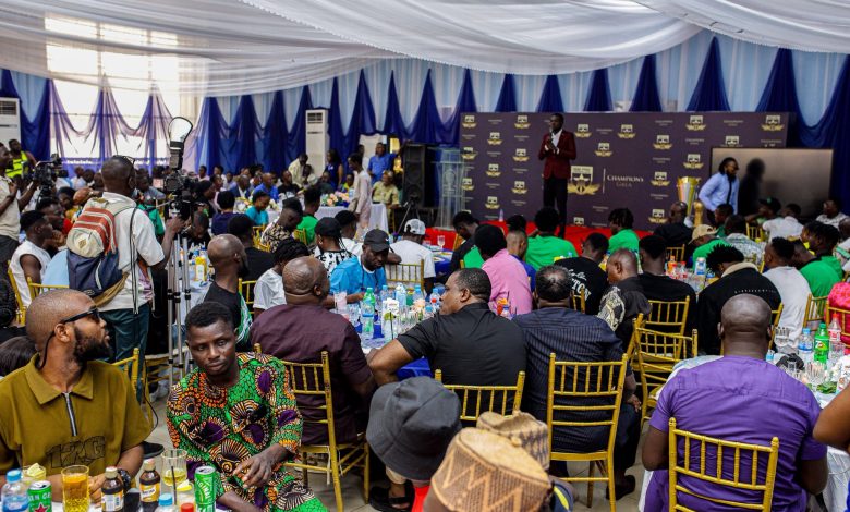 Remo Stars celebrate NPFL triumph in style as Soname rewards heroes with N25m, SUV Remo Stars celebrate NPFL triumph in style as Soname rewards heroes with N25m, SUV