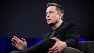 Elon Musk threatens to form new party in US