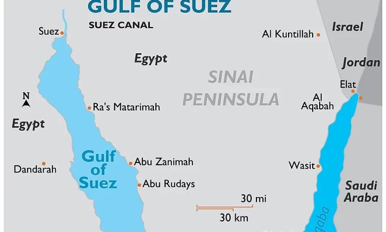Four killed in Gulf of Suez barge accident Four killed in Gulf of Suez barge accident
