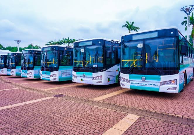 Kaduna begins free bus service for workers, students, security personnel Kaduna begins free bus service for workers, students, security personnel