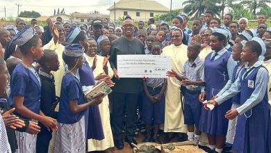Peter Obi donates N25 million to another Nigerian school