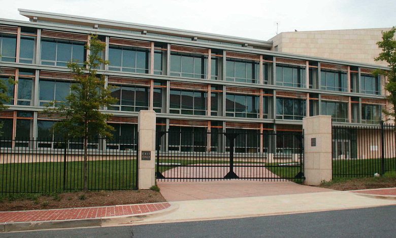 Visa Row: Nigeria continues to issue five-year visas to Americans Visa Row: Nigeria continues to issue five-year visas to Americans
