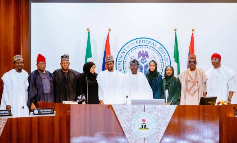 Tinubu praises Katsina gov for hosting a befitting funeral of late President Buhari Tinubu praises Katsina gov for hosting a befitting funeral of late President Buhari