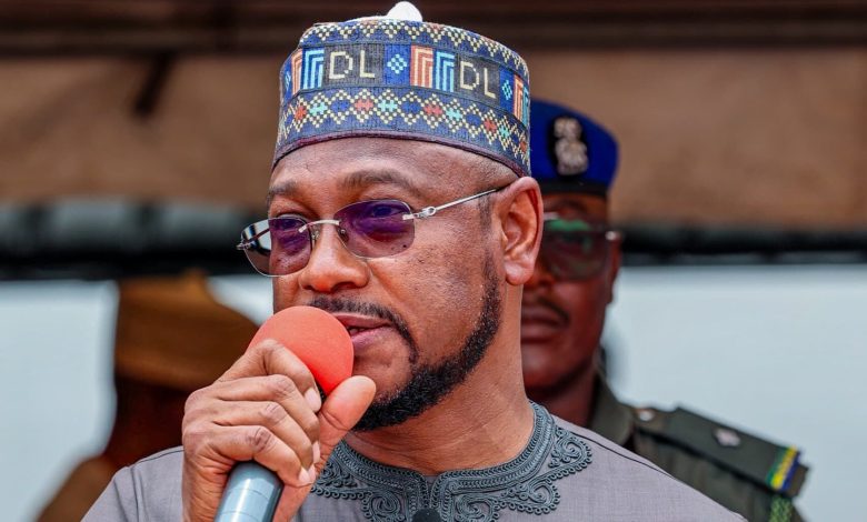 Zamfara gov distributes 59,205 bags of fertiliser to farmers Zamfara gov distributes 59,205 bags of fertiliser to farmers