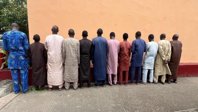 EFCC arrests 12 suspected illegal Bureau de Change operators in Lagos