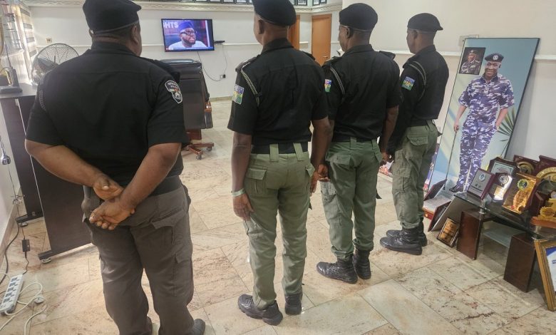 Police operatives caught on camera counting naira notes suspected to be proceeds of bribery, extortion Police operatives caught on camera counting naira notes suspected to be proceeds of bribery, extortion