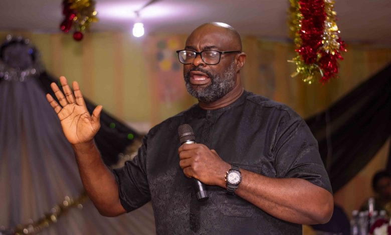 Do all you can to overcome self-doubt, Editor advises students