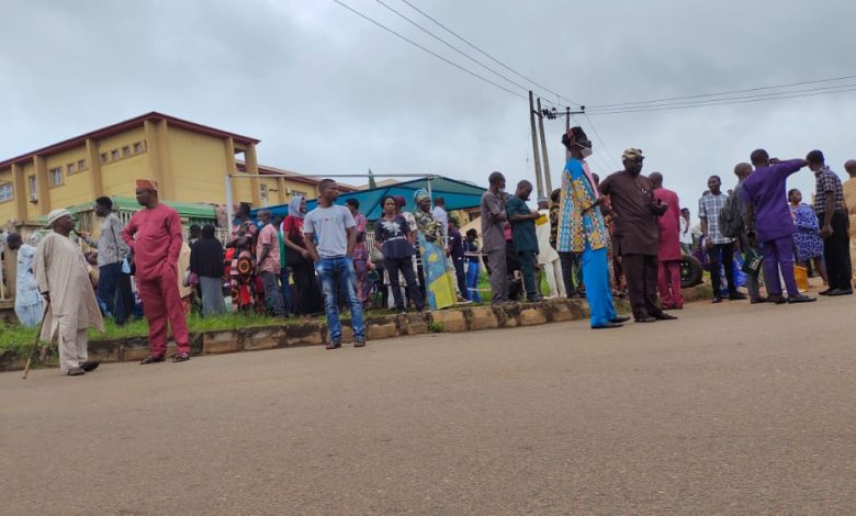 Tinubu directs expedited rollout of free healthcare for low-income retirees Tinubu directs expedited rollout of free healthcare for low-income retirees