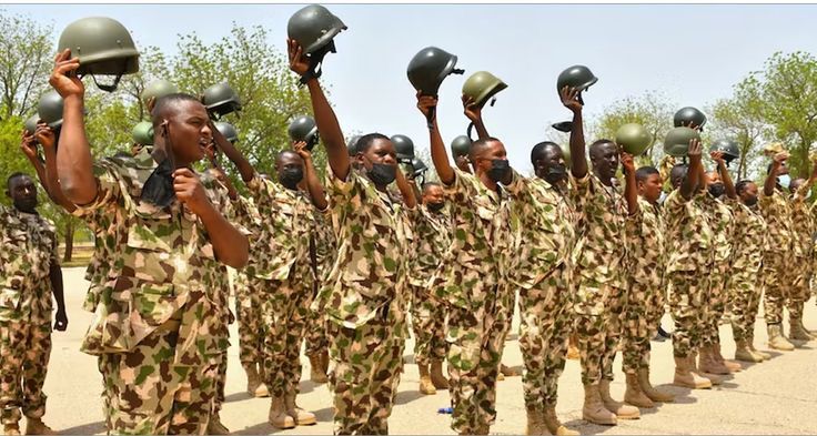 Soldier stabs police constable to death