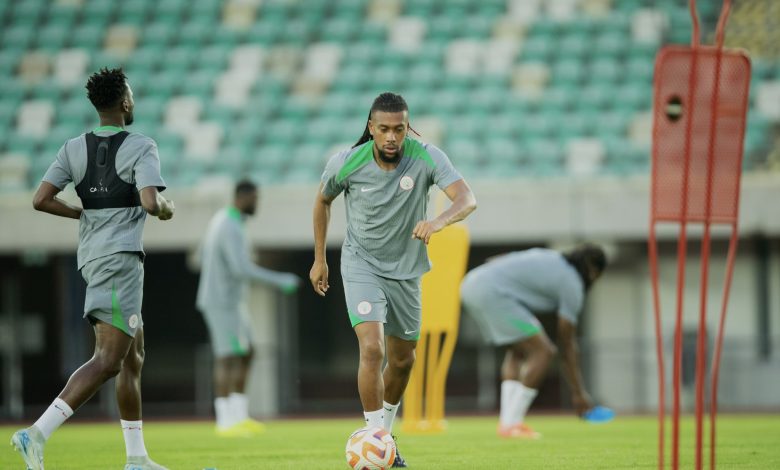 WCQ: Iwobi, Bassey, Simon boost Super Eagles camp as 13 players arrive Uyo WCQ: Iwobi, Bassey, Simon boost Super Eagles camp as 13 players arrive Uyo