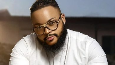 Whitemoney apologises to Cubana Chief Priest for joining alleged baby mama’s TikTok live