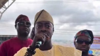 TRENDING: Mixed reactions trail Taye Currency’s performance at Ladoja’s coronation