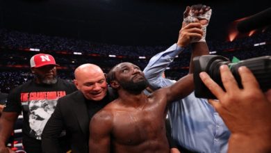 Crawford Shocks Alvarez, Claims Undisputed Super Middleweight World Title