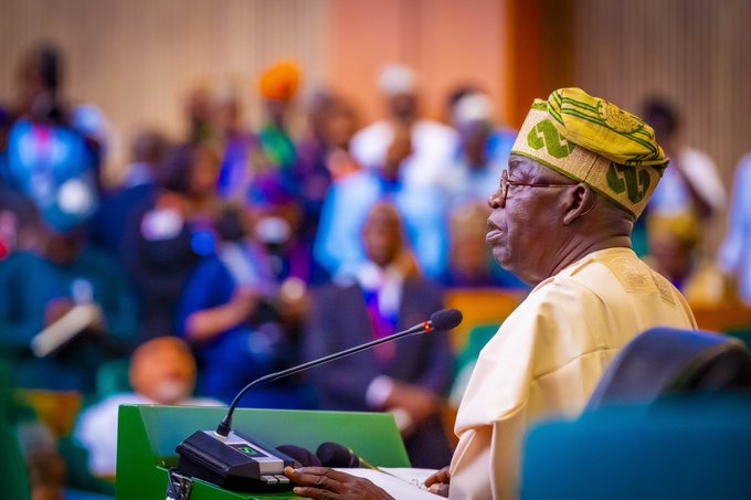 Tinubu asks Senate to approve fresh .3bn loan, four months after securing .5m, ¥15bn, €65m loans approval Tinubu asks Senate to approve fresh .3bn loan, four months after securing .5m, ¥15bn, €65m loans approval