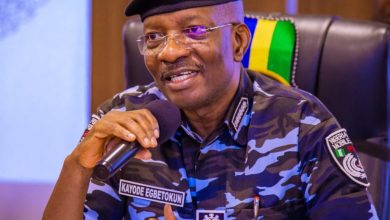 Court suspends police enforcement of tinted glass permit
