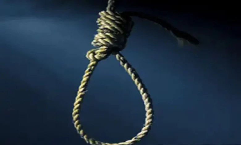 Househelp Stabs Boss’ Daughter To Death, Commits Suicide