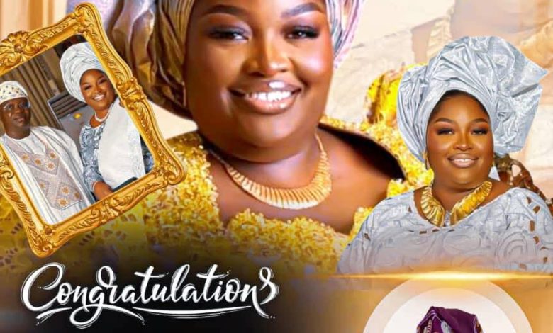 Photos: Ogun Monarch, Oba Dosunmu Honours IBD Dende’s Wife With New Chieftaincy Title Photos: Ogun Monarch, Oba Dosunmu Honours IBD Dende’s Wife With New Chieftaincy Title