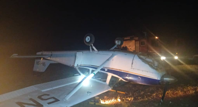 Four Survive As Plane Crash-Lands At Owerri Airport Four Survive As Plane Crash-Lands At Owerri Airport