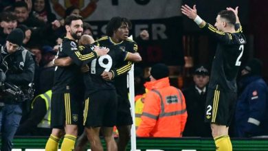 Manchester United Dent Arsenal’s Title Bid With Late Win