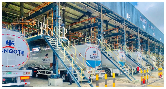 Dangote Refinery Reduces Petrol Price By ₦100 To ₦1,075 Per Litre Dangote Refinery Reduces Petrol Price By ₦100 To ₦1,075 Per Litre