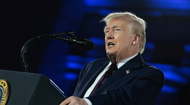 US Announces New Sanctions Against Iran Oil Sector