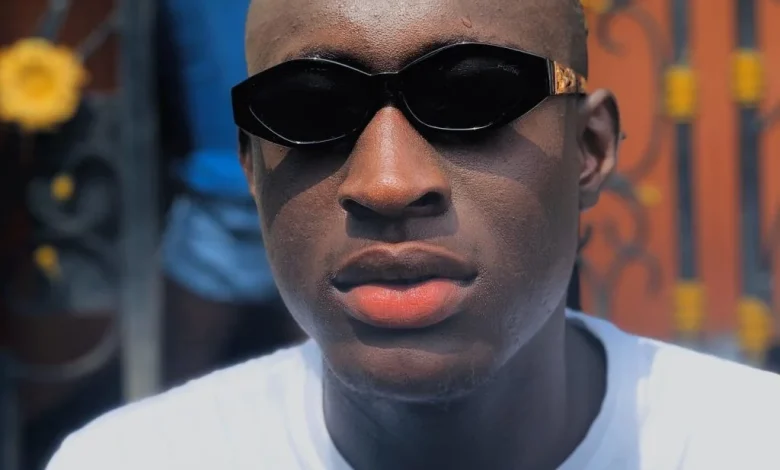 E-Money Gifts Carter Efe N50m After Victory Over Portable