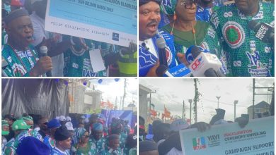 Thunderous Ovation As Yayi Progressives Movement Donates N1b to Senator Adeola Governorship Bid