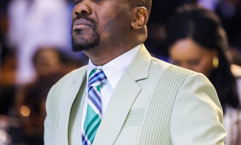 Government of the Few for Few: Apostle Suleman Knocks Political Class, Laments Failed Security on Democracy Day Government of the Few for Few: Apostle Suleman Knocks Political Class, Laments Failed Security on Democracy Day