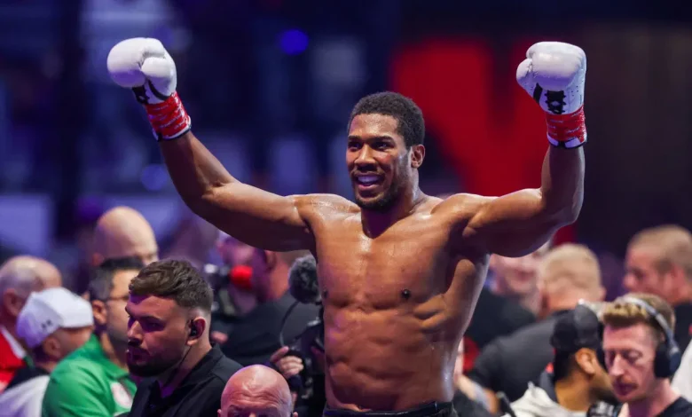 Joshua Survives Knockdowns, Stops Prenga Joshua Survives Knockdowns, Stops Prenga