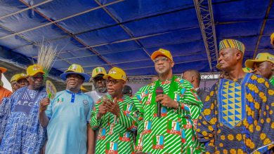 2027: Abiodun Receives Thousands of PDP, ADC Defectors Into APC, Mobilises Ogun East