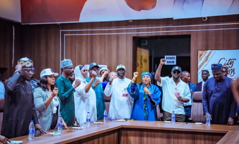 2027: APC National Chairman Meets City Boys Movement