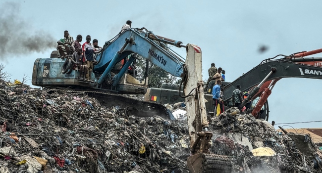 30 Die As Guinea Landfill Collapses 30 Die As Guinea Landfill Collapses