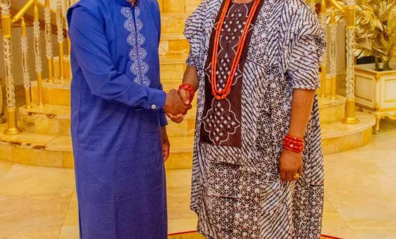 Adron Chairman Adetola Emmanuelking Congratulates Anthony Osibodu On Coronation As Bobajiro of Ilishan-Remo