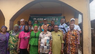 Photos: Ogun Plank Sellers Disown Protest Against State Govt